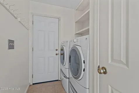 241 Windjammer W Emerald Isle NC 28594