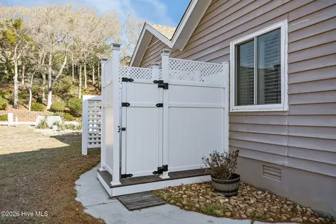 241 Windjammer W Emerald Isle NC 28594
