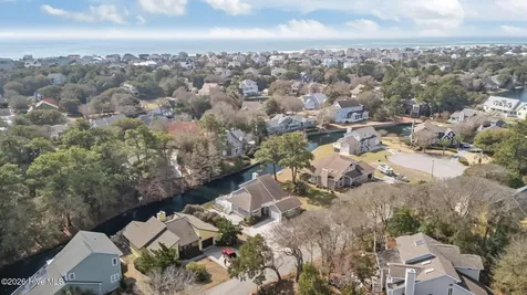 241 Windjammer W Emerald Isle NC 28594