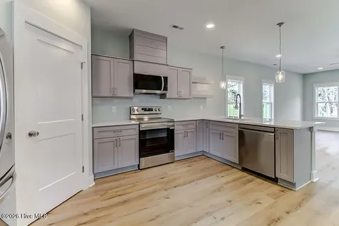 439 Factory Road Hampstead NC 28443