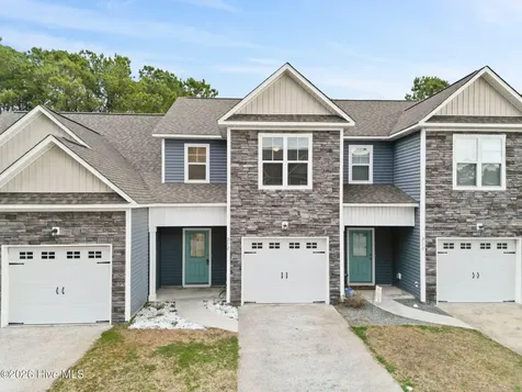 212 N Stingray Lane Sneads Ferry NC 28460