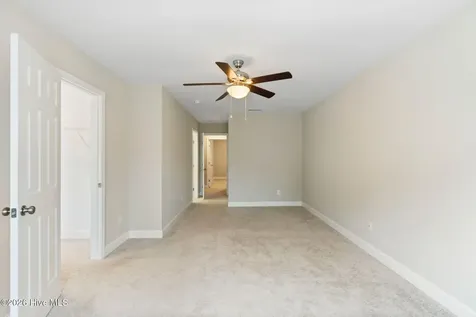 212 N Stingray Lane Sneads Ferry NC 28460