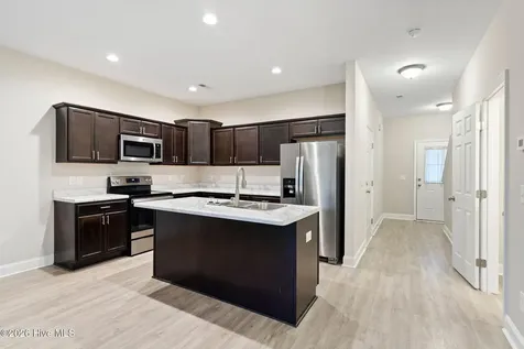 212 N Stingray Lane Sneads Ferry NC 28460