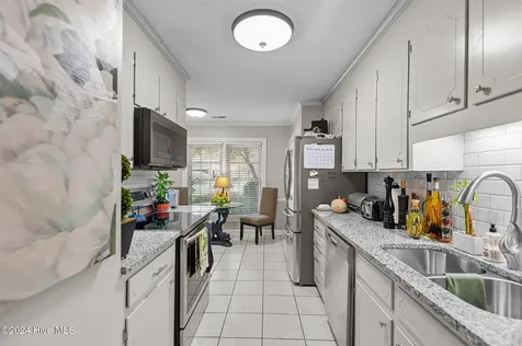 802 Westminster Lane Kinston NC 28501