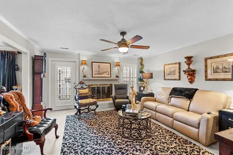 802 Westminster Lane Kinston NC 28501