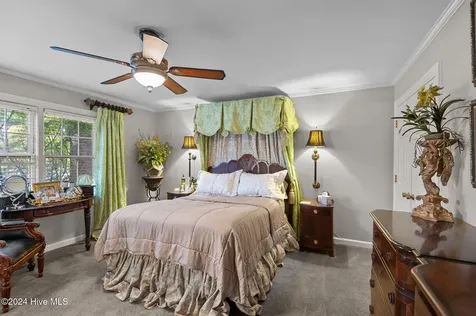802 Westminster Lane Kinston NC 28501