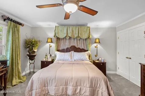 802 Westminster Lane Kinston NC 28501