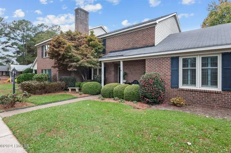 802 Westminster Lane Kinston NC 28501