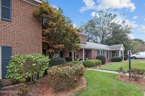 802 Westminster Lane Kinston NC 28501