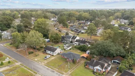 802 Westminster Lane Kinston NC 28501