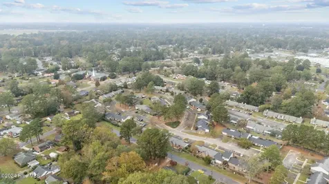 802 Westminster Lane Kinston NC 28501