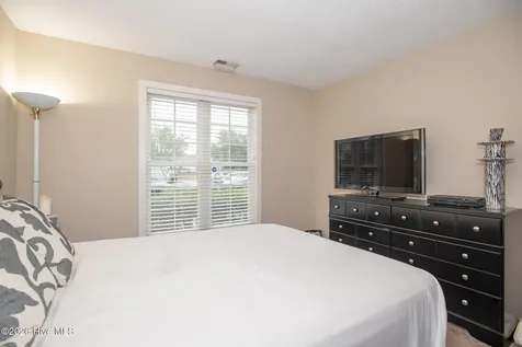 120 Crystal Pines Court Beaufort NC 28516