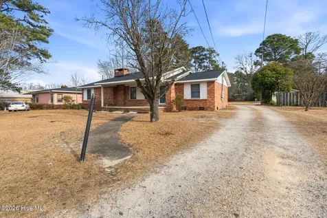 907 Thomas Street Rockingham NC 28379
