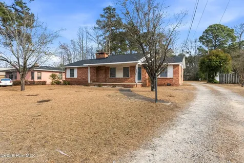 907 Thomas Street Rockingham NC 28379