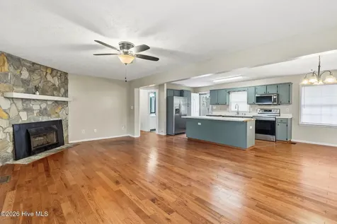 907 Thomas Street Rockingham NC 28379