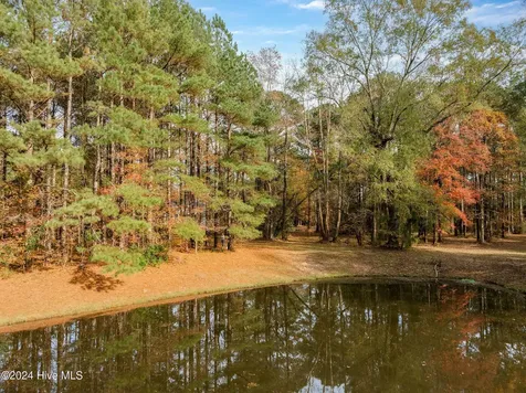 111 Loblolly Court Wallace NC 28466