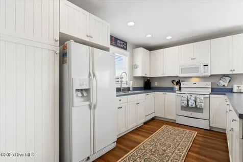 436 Ocean Boulevard W Holden Beach NC 28462
