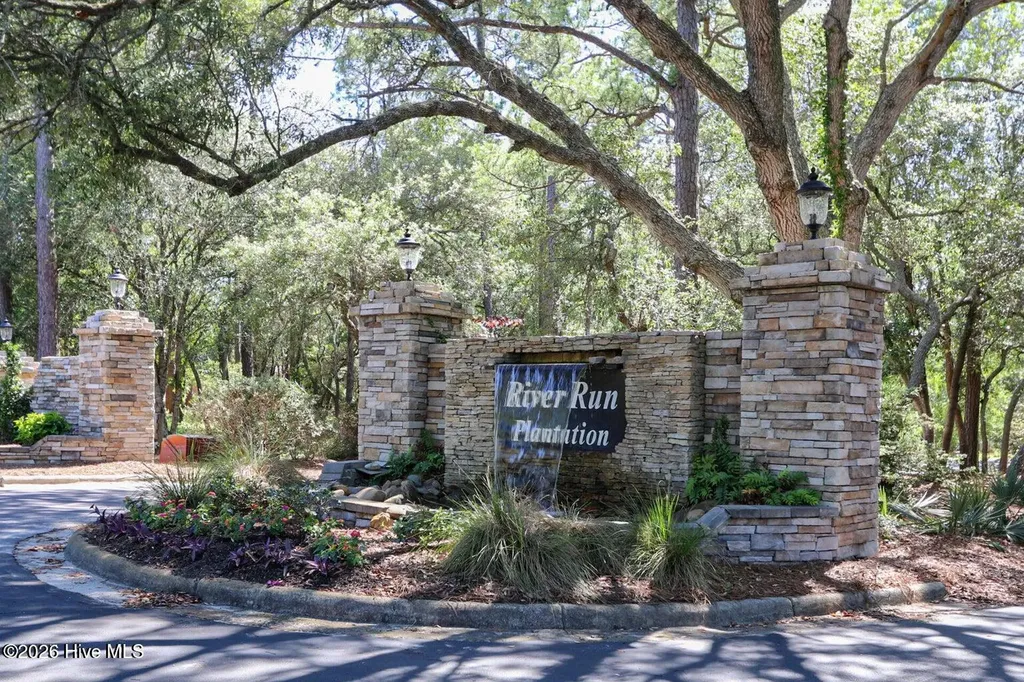 2933 Island Drive SE Bolivia NC 28422