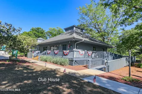 2933 Island Drive SE Bolivia NC 28422