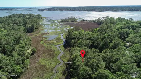 2933 Island Drive SE Bolivia NC 28422