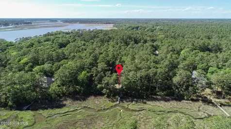2933 Island Drive SE Bolivia NC 28422