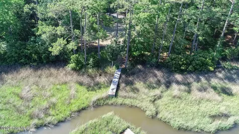 2933 Island Drive SE Bolivia NC 28422