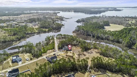 158 Starkey Creek Drive Peletier NC 28584