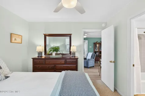 427 6th Street Sunset Beach NC 28468