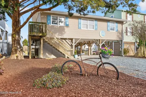 427 6th Street Sunset Beach NC 28468