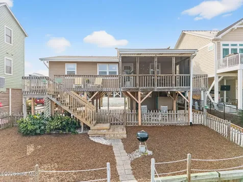 427 6th Street Sunset Beach NC 28468