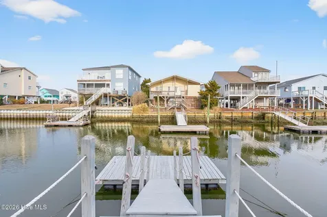427 6th Street Sunset Beach NC 28468