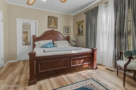 92 S Elm Street Clarkton NC 28433
