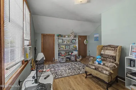 92 S Elm Street Clarkton NC 28433