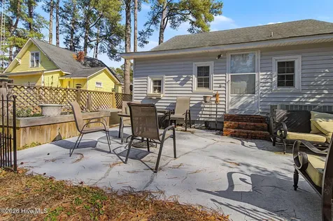 92 S Elm Street Clarkton NC 28433