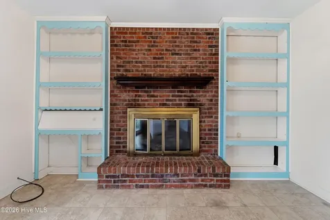 6002 E Red Oak Court Jacksonville NC 28546