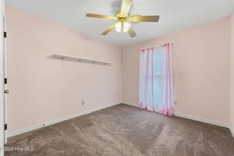 6002 E Red Oak Court Jacksonville NC 28546