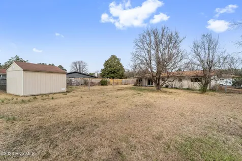 6002 E Red Oak Court Jacksonville NC 28546