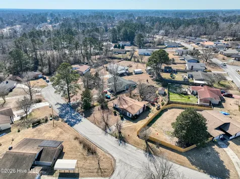 6002 E Red Oak Court Jacksonville NC 28546