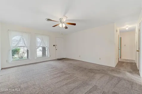 6002 E Red Oak Court Jacksonville NC 28546
