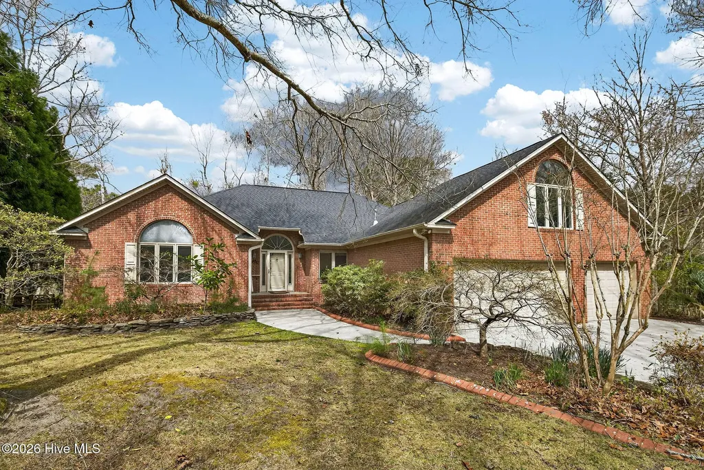 236 Ravenswood Road Hampstead NC 28443