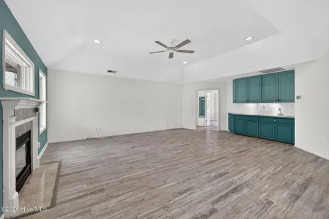 236 Ravenswood Road Hampstead NC 28443