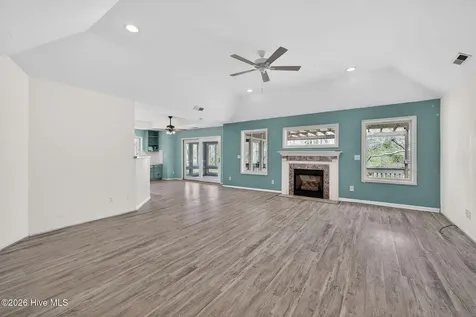 236 Ravenswood Road Hampstead NC 28443