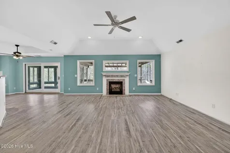 236 Ravenswood Road Hampstead NC 28443