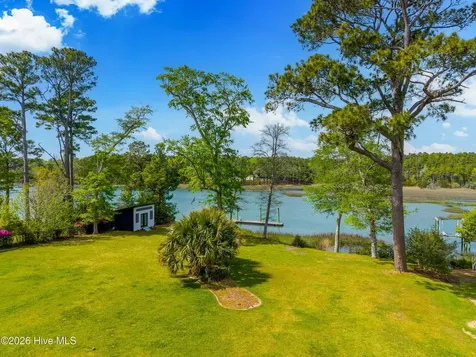218 Olde Point Loop Hampstead NC 28443