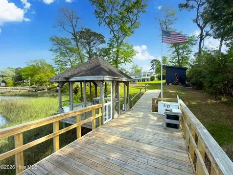 218 Olde Point Loop Hampstead NC 28443