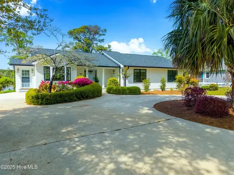 218 Olde Point Loop Hampstead NC 28443