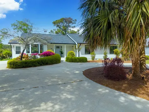 218 Olde Point Loop Hampstead NC 28443