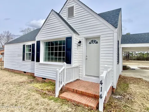 414 W Main Street Micro NC 27555