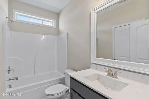 6413 Pinnacle Point Winnabow NC 28479