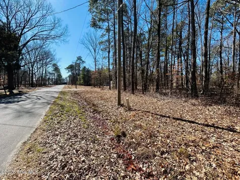 29&30 Comanche Trail Hertford NC 27944